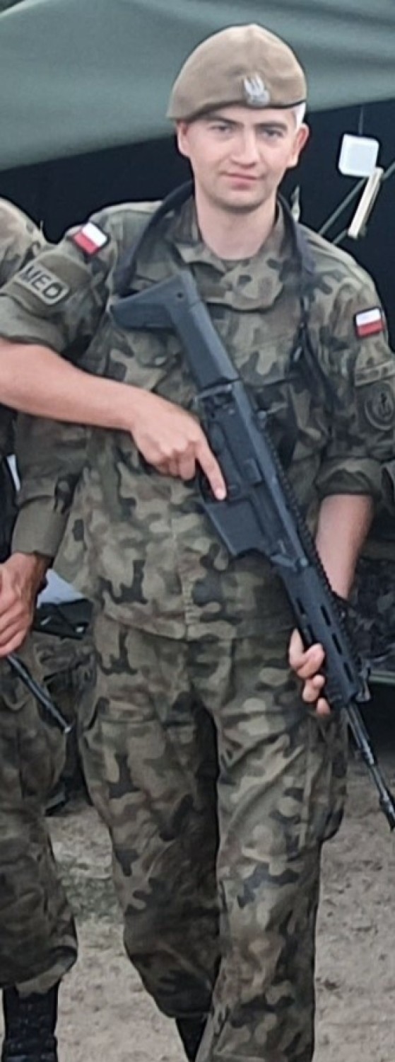 Sylwester Rdzanek w mundurze Wojsk Obrony Terytorialnej.