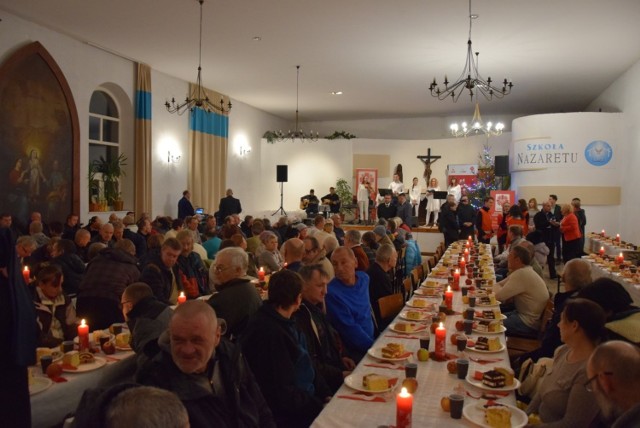 Ponad 200 osób wzięło udział w spotkaniu wigilijnym