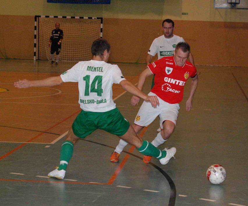 Futsal. Red Devils Chojnice przegrały z Rekordem Bialsko-Biała 2:6 (ZDJĘCIA, FILM)