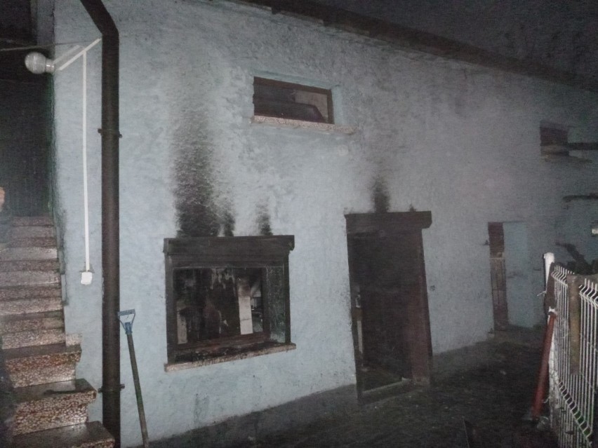 Pożar w Jastrzębiu: 86-latek z poparzoną twarzą