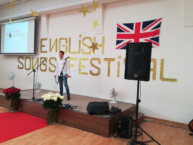 Powiatowy Konkurs Piosenki Angielskiej "English Songs Festival" w Milenium