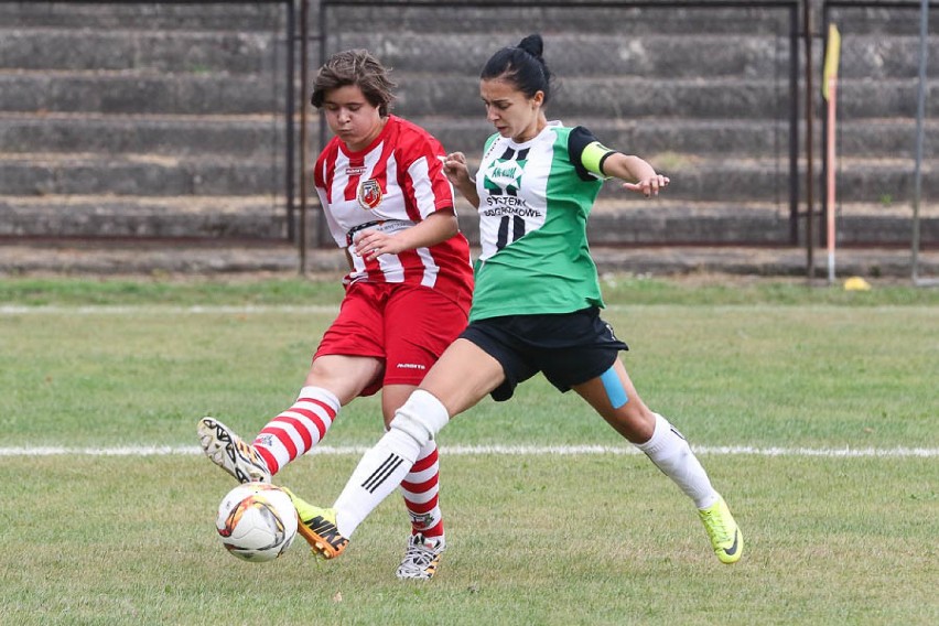 Piłka nożna kobiet: Wysokie zwycięstwo Tarnovii [ZDJĘCIA]