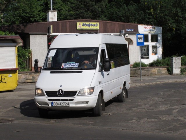Korekcie uległy też rozkłady busów do Starego Lesieńca przez Kuźnice.
