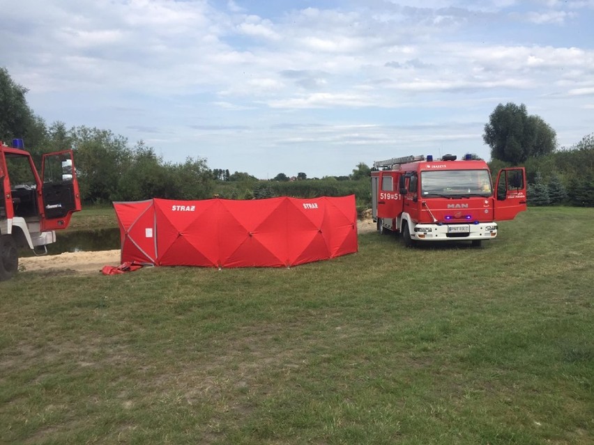 Tragedia w Nądni. Nie żyje 59-letni mieszkaniec gminy Zbąszyń [ZDJĘCIA]