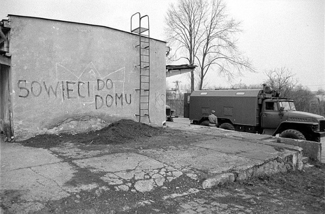 Wyjazd Rosjan z bazy w Żdżarach rozpoczął się w połowie kwietnia 1993 roku. Cały proces zajął dwa miesiące