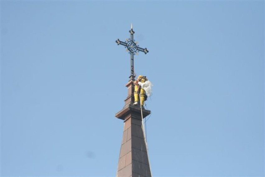 alpiniści na katedrze