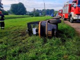 Wypadek w Łanach Wielkich. Wózek widłowy przygniótł pracownika