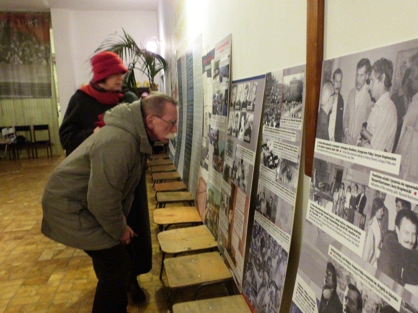 Obchody rocznicy stanu wojennego w Tomaszowie: Msza święta oraz wyjątkowa wystawa