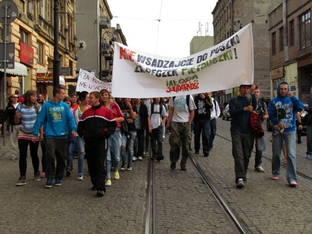 Uczestnicy Marszu Wyzwolenia Konopi w Łodzi będą solidaryzować ...