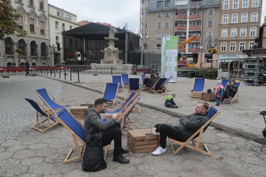 Ostatnie "śniadanie sąsiedzkie" na Orła Białego. Tym razem bez tłumów 