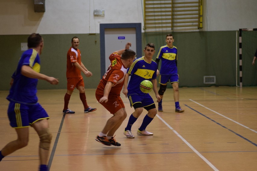 8 kolejka Żarskiej Ligi Futsalu [ZDJĘCIA]