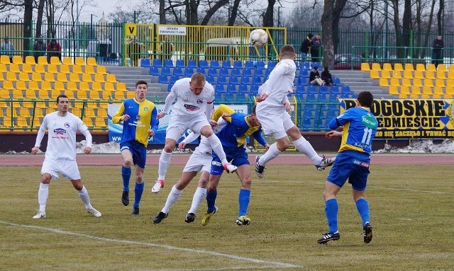 Elana Toruń przegrała na własnym boisku z Calisią Kalisz 0:2