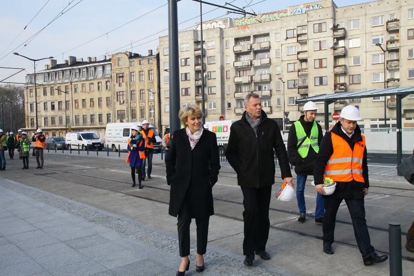 Dworzec Łódź Fabryczna drogi i podziemny parking