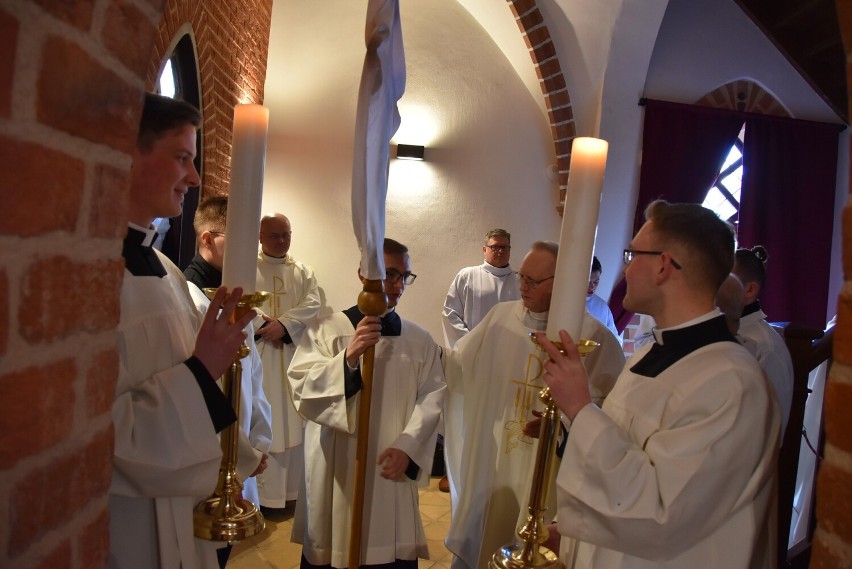 W diecezji zielonogórsko-gorzowskiej jest około pół tysiąca...