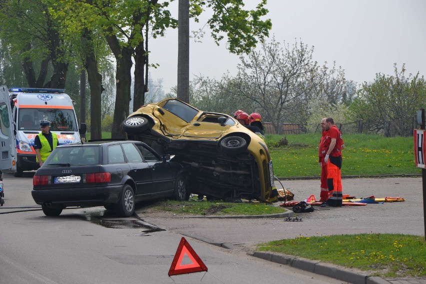 Wypadek w Malborku. Audi zderzyło się z daewoo na ul. Konopnickiej [ZDJĘCIA]