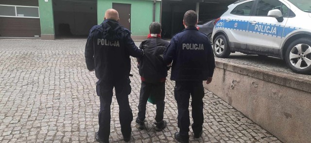 42-latek z gminy Bałtów ma do odsiedzenia osiem miesięcy kary za jazdę po pijanemu