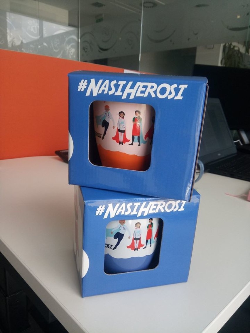 Firma Maxim produkuje kubki #NASIHEROSI. Dochód przekażą na nasze szpitale! 