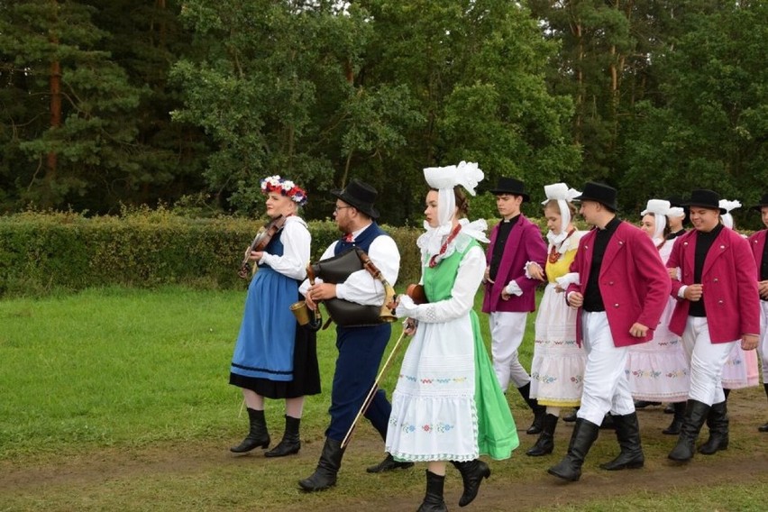 Święto plonów. Dożynki Powiatowo - Gminne w Racocie 