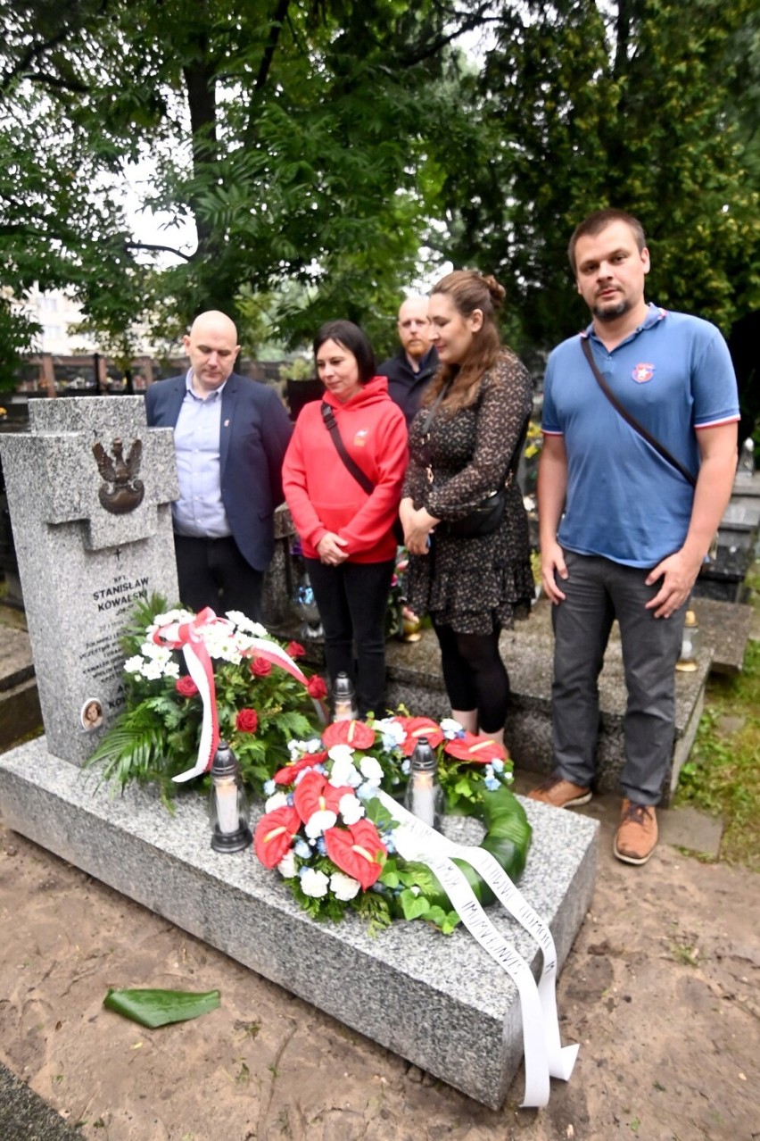 Na Cmentarzu Rakowickim poświęcono nowy nagrobek Stanisława Kowalskiego, byłego legionisty i piłkarza Wisły Kraków