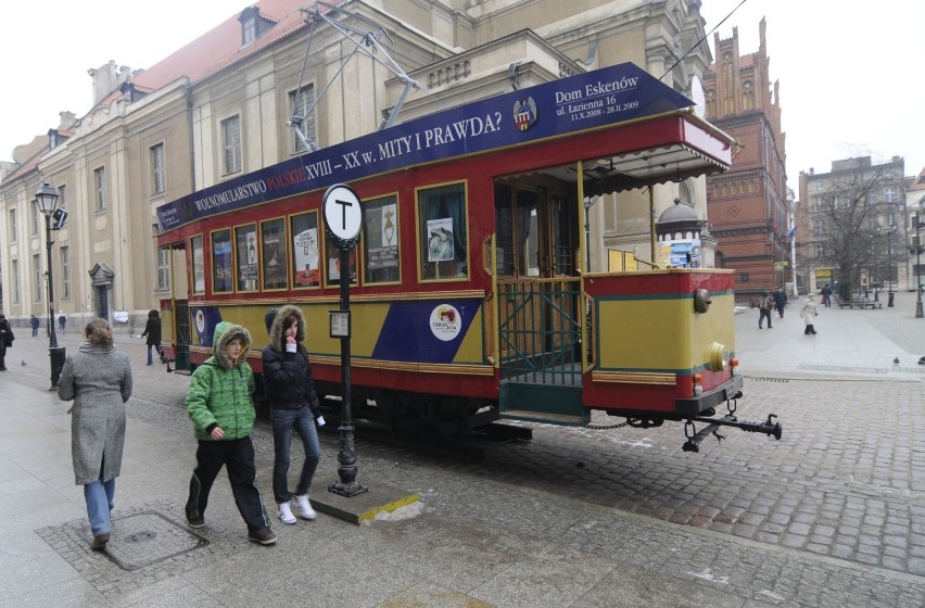 Zanim tramwaj zaczął wozić wycieczki, był m.in. kawiarnią na...