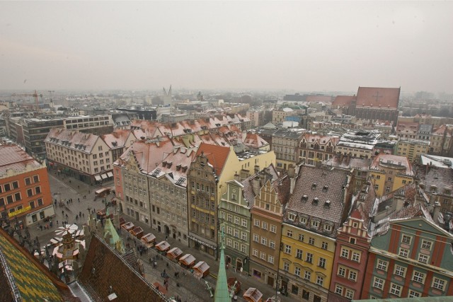 Takich widoków nie zobaczy żaden turysta. Rynek i okolice, a także panorama Wrocławia z wieży ratuszowej dostępne są tylko... na fotografiach