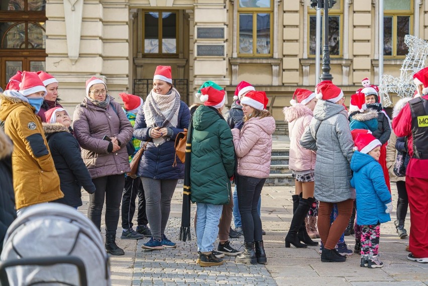 Motomikołaje opanowali sądecki Rynek. Tysiące prezentów [ZDJĘCIA]