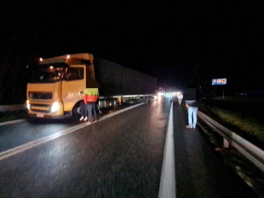 Zderzenie ciężarówki z osobówką na DK-8 w Szczytnej. Sprawa znajdzie finał w sądzie