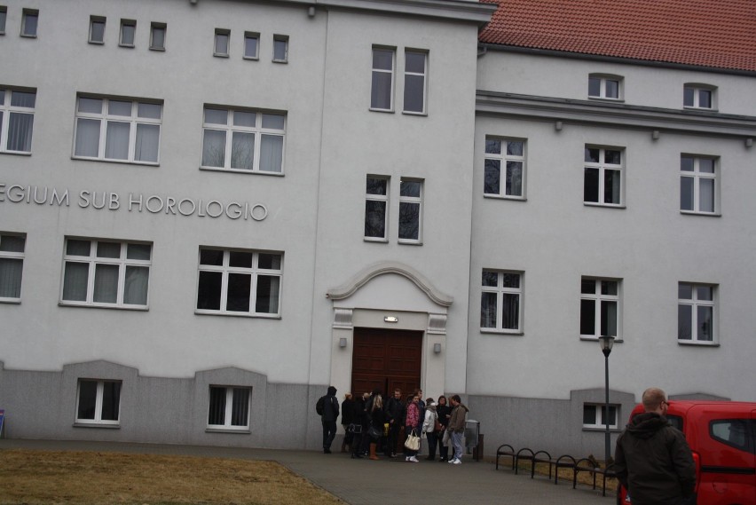 Oświęcimska uczelnia dostała zgodę na prowadzenie kolejnego kierunku - Administracja publiczna i komunikowanie społeczne