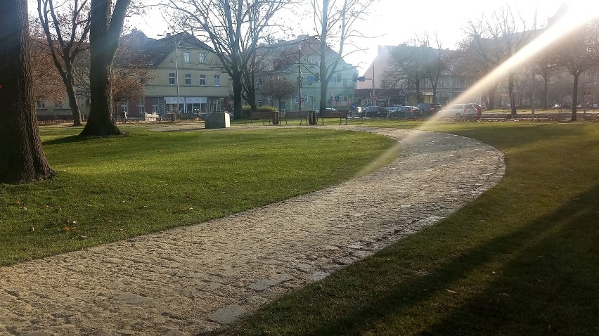 Tzw. planty dopiero co zostały zmodernizowane (ustawiono tu...