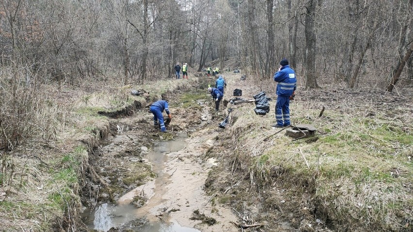 Akcja sprzątania Sztoły w Bukownie