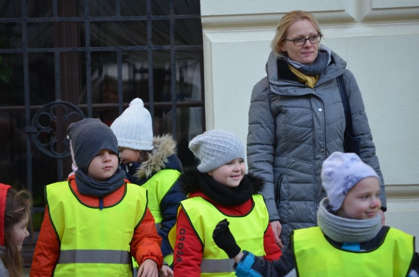 Przedszkolaki na głogowskim Rynku. Ruszyło trzydniowe święto patrona miasta 