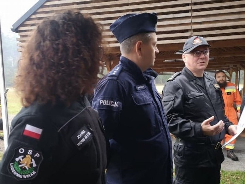 Policjanci i strażacy z powiatu lublinieckiego ćwiczyli...