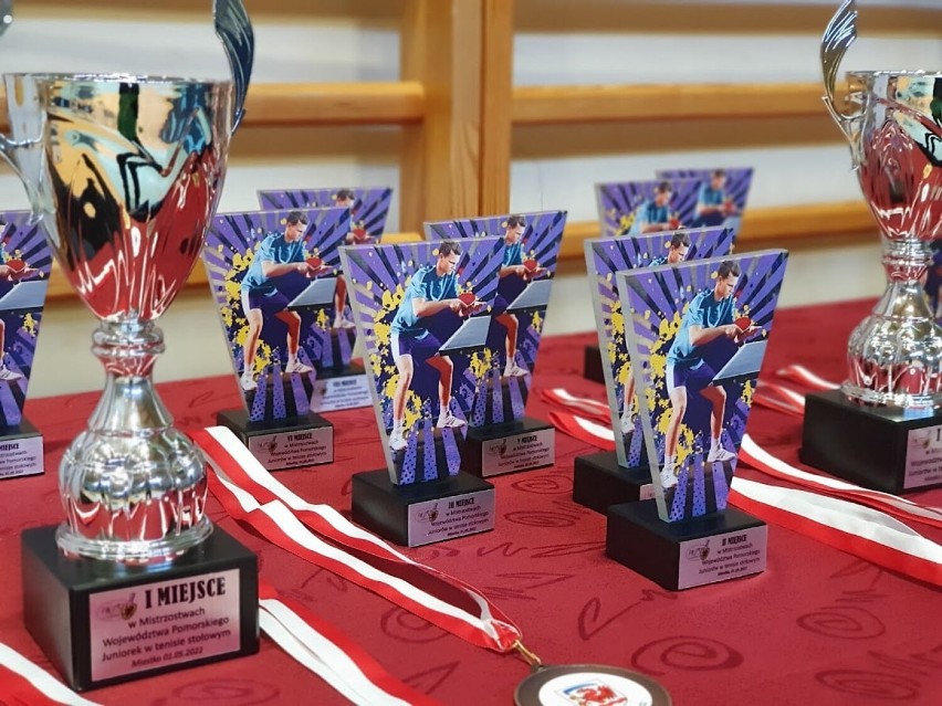Złoto i brąz dla Piotra Biernackiego na Mistrzostwach Województwa Pomorskiego Juniorów w tenisie stołowym