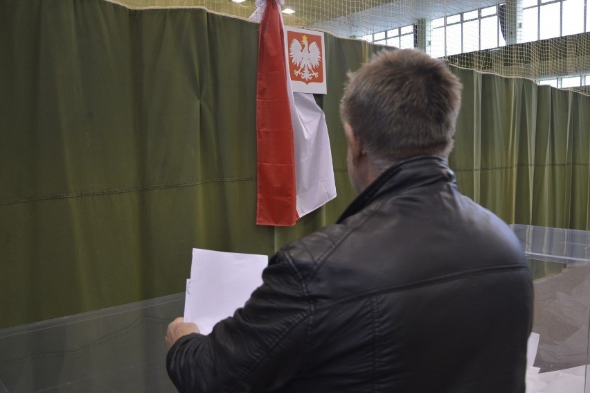 Lokale wyborcze bardzo często mieszczą się w gorzowskich...