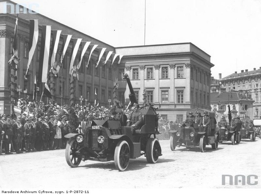 Pędził po drogach ponad 50 lat temu. Zobaczcie samochody z...