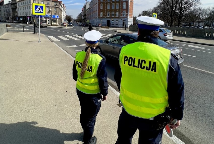 Akcja NURD w Gliwicach - karano pieszych i kierowców