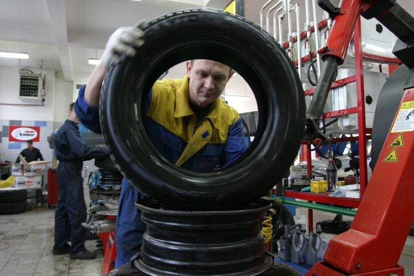 Wymiana opon - Śródmieście

Auto Express
al. Jana Pawła II...