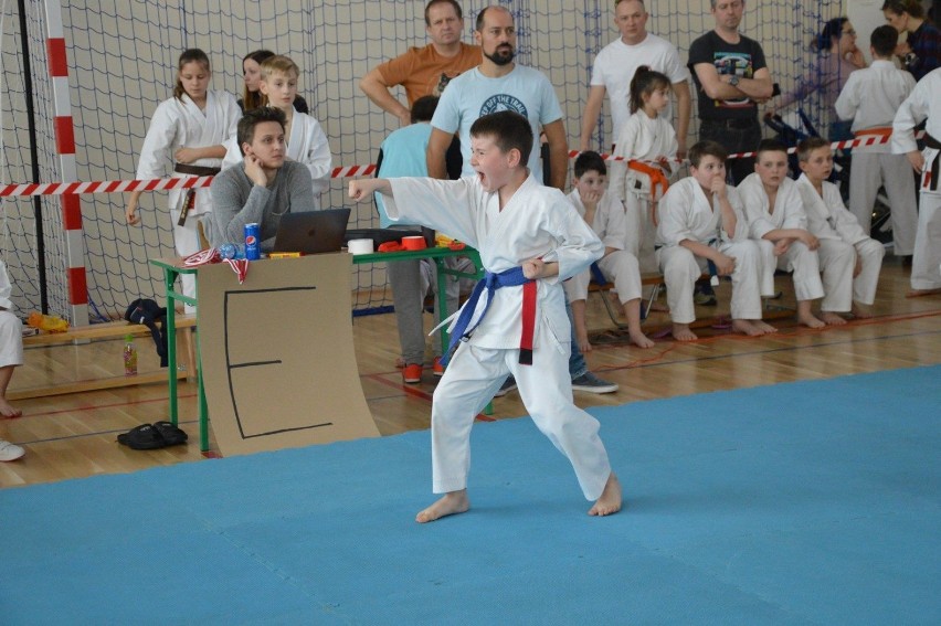 Turniej karateków oleśnickiego Hikari we Wrześni [ZDJĘCIA]