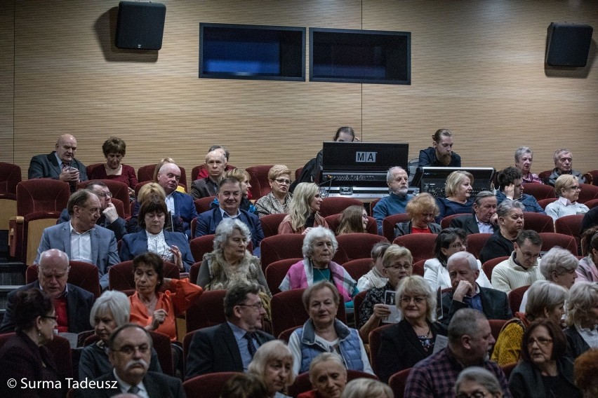 Pieśni neapolitańskie i nie tylko. Koncert Karnawałowy Orkiestry Camerata Stargard NA ZDJĘCIACH