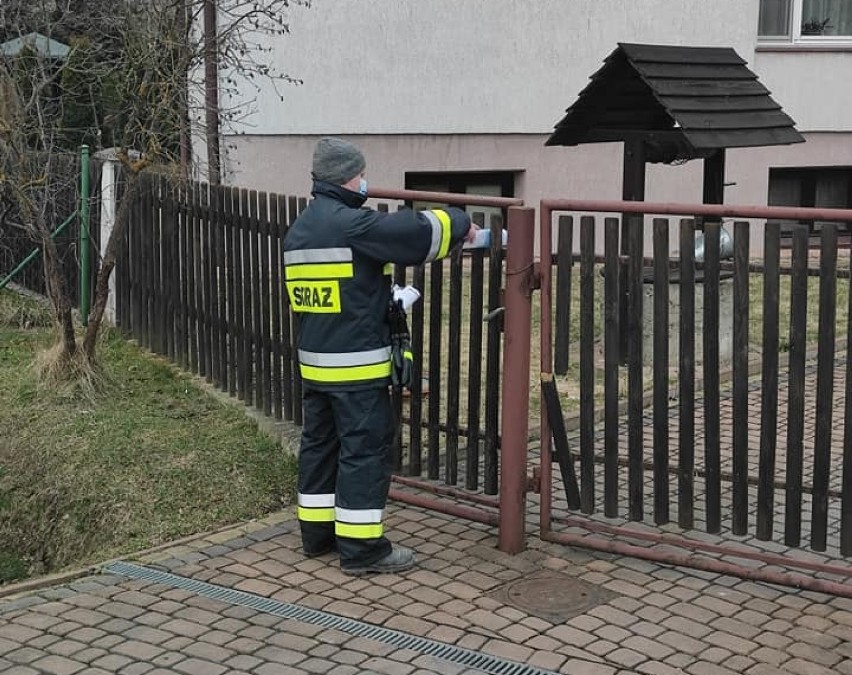 Strażacy z OSP Buszkowice roznosili ulotki zachęcające do szczepienia przeciwko COVID-19 [ZDJĘCIA]