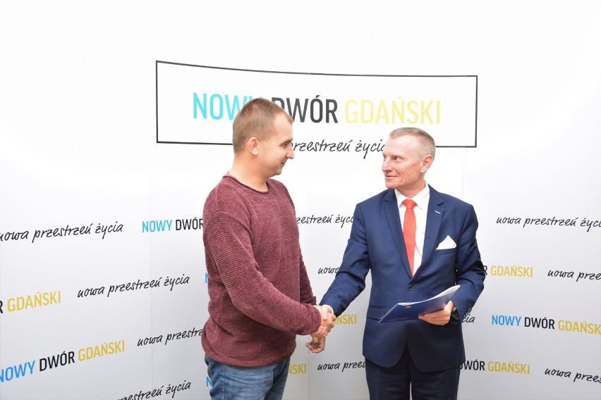Gmina Nowy Dwór Gdański. Podpisano umowę na budowę odcinka ulicy Polnej