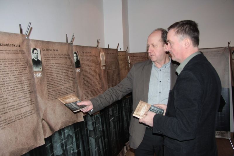 Muzeum Regionalne w Łukowie zaprasza na wystawę &quot;Niedokończone msze wołyńskie&quot;