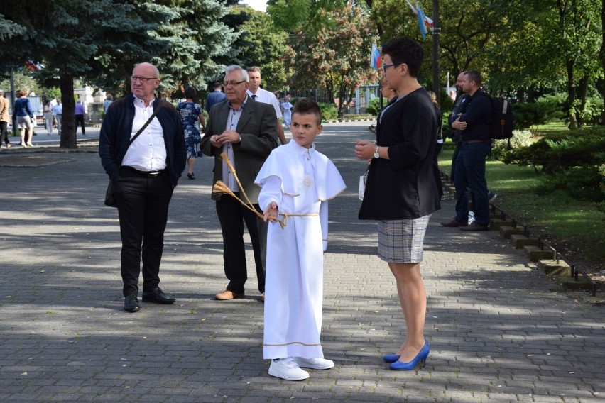 Pierwsza Komunia 2020 w parafii św. Antoniego w Zduńskiej...