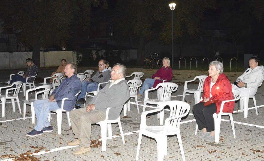 KOŚCIAN. Koncert Ave Maria na placu przy Kościańskim Ośrodku Kultury [ZDJĘCIA]