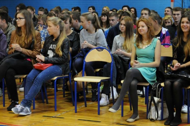 Organizacje non profit spotkały się w Śremie. VII Powiatowe Forum Wymiany Doświadczeń Organizacji Pozarządowych w Zespole Szkół Technicznych im. Hipolita Cegielskiego w Śremie [26.09.2014].