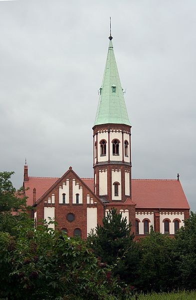 Kościół Wniebowzięcia NMP w Lewinie Brzeskim