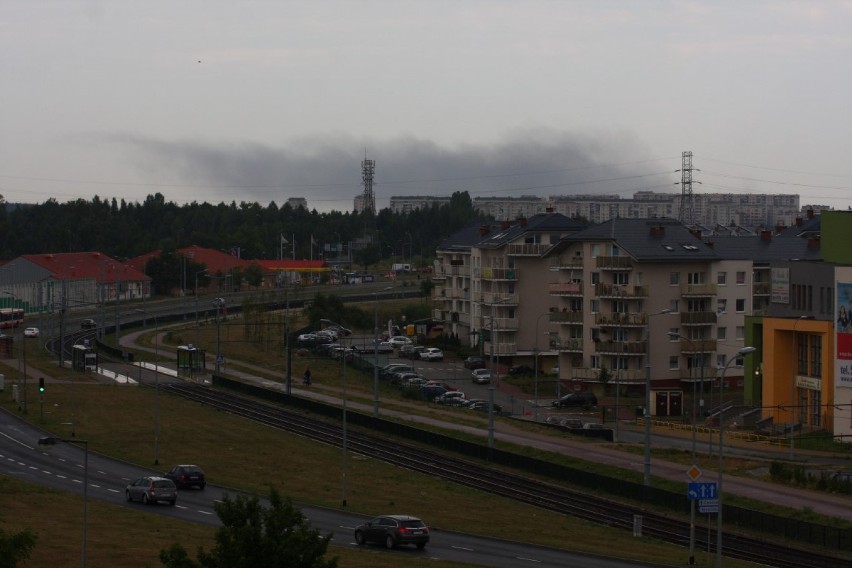 Czarny dym unosi się nad Gdańskiem