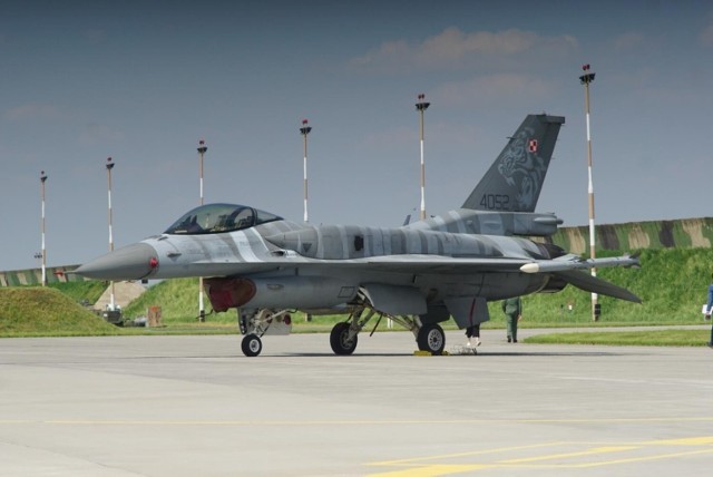 Nad Lubuskiem można zobaczyć latające myśliwe F-16. Jest to związane jest z ćwiczeniami Ramstein Legacy 2022, w których biorą udział polscy żołnierze.