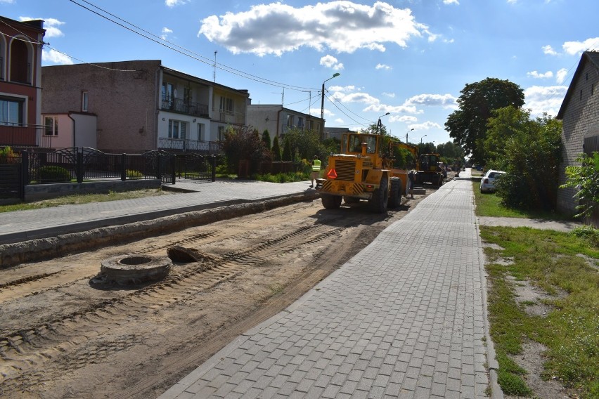 Trwają prace nad przebudową ulic Polnej i Kochanowskiego.