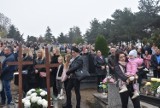 Gmina Gniezno. Tłumy na procesji w Strzyżewie Kościelnym. Na cmentarzu setki wiernych [FOTO]
